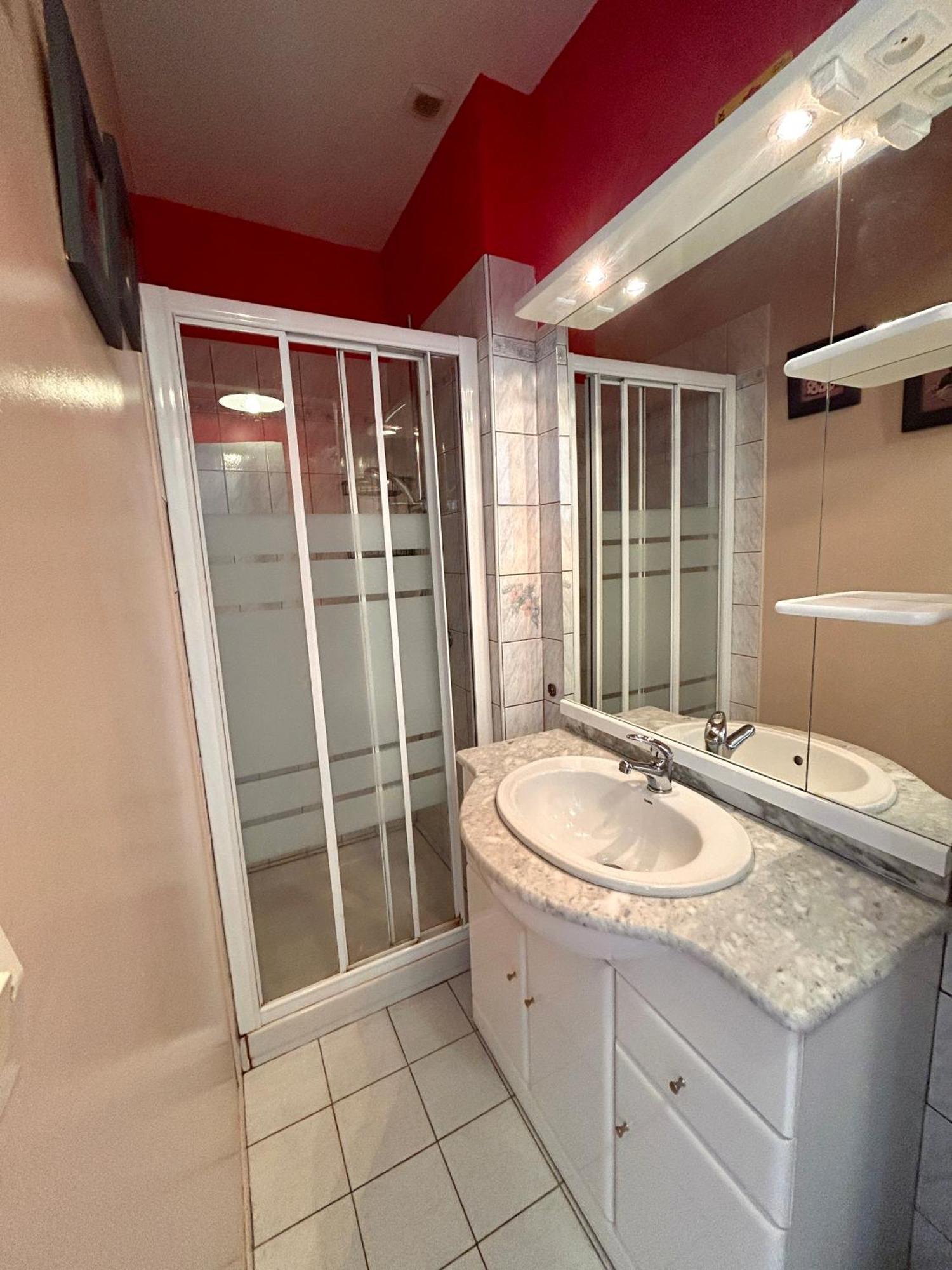 17 Rue Du Puits De La Place Apartment