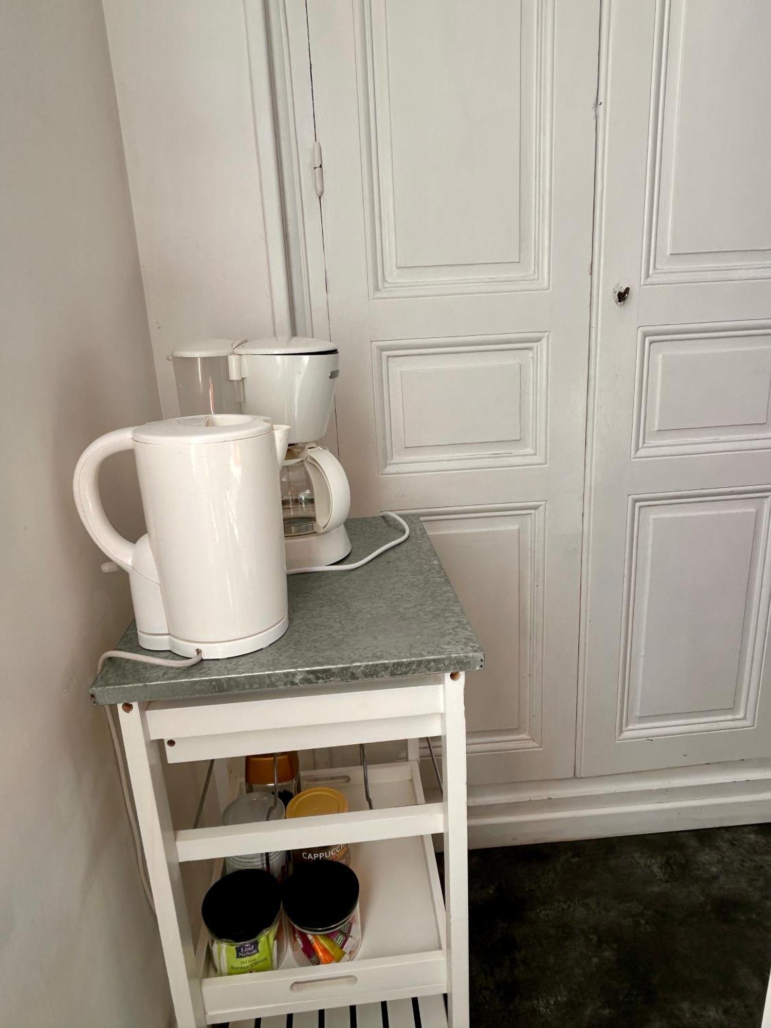 Apartment 17 Rue Du Puits De La Place *